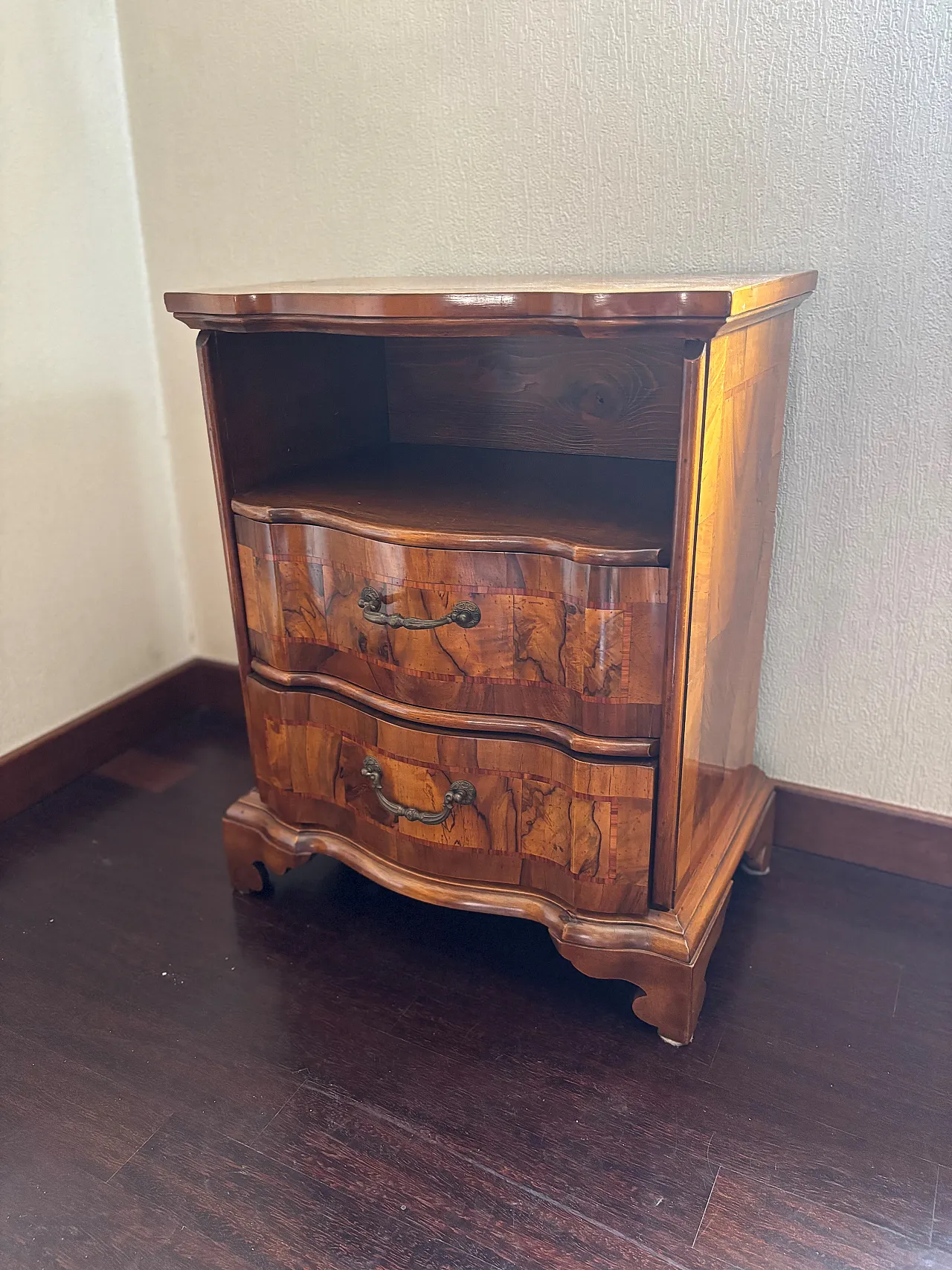Bedside cabinet Artigianato Veneto dark walnut, 19th century 2