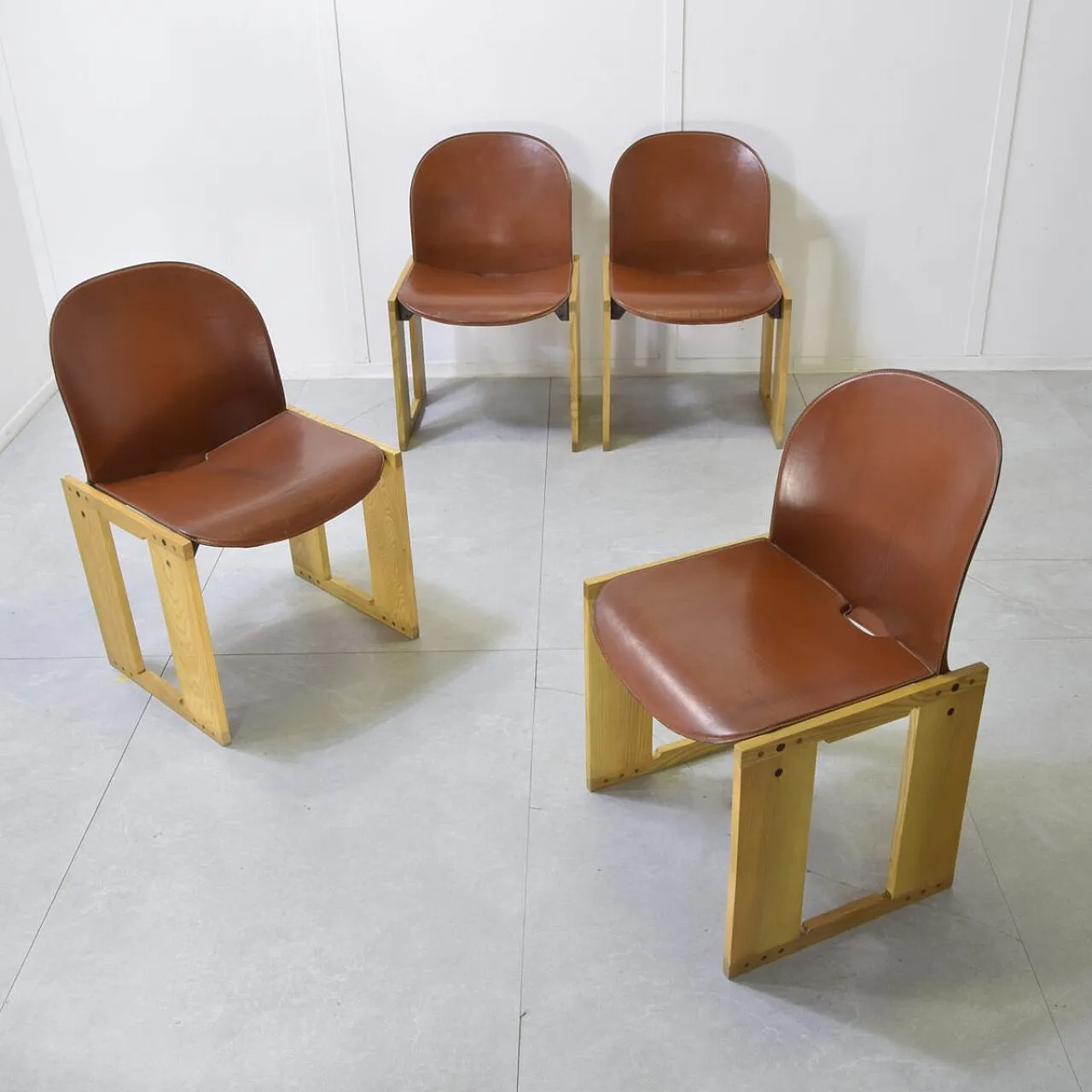 4 Dialogo Chairs by Afra & Tobia Scarpa for B&B/C&B Italia, 1970s 2
