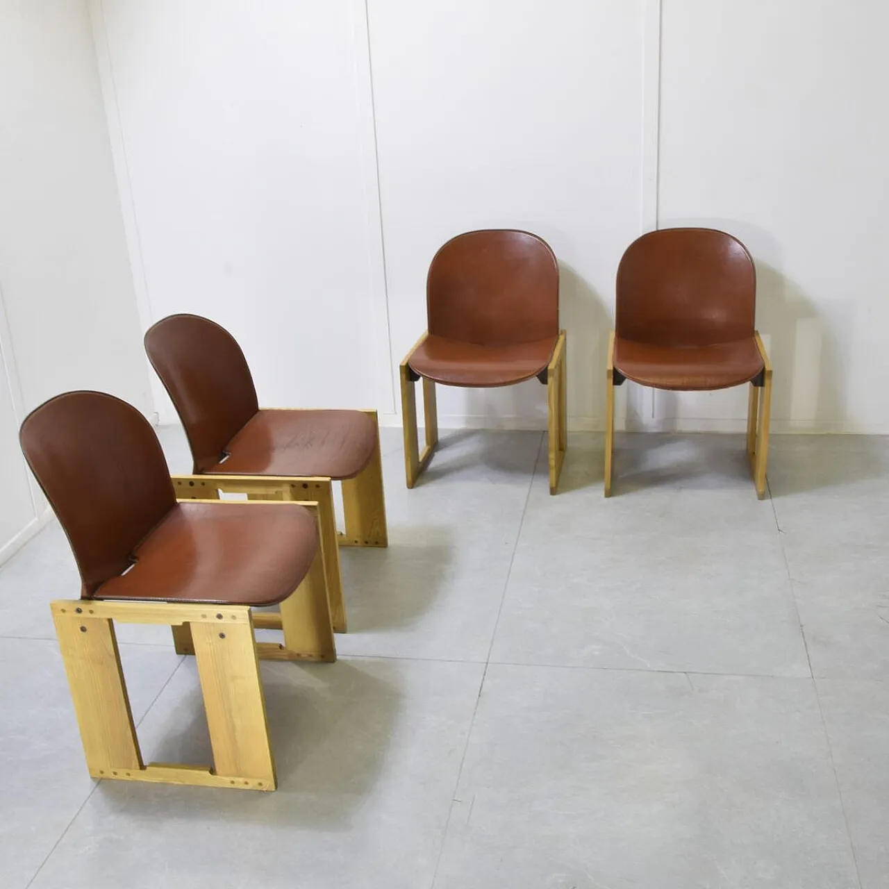 4 Dialogo Chairs by Afra & Tobia Scarpa for B&B/C&B Italia, 1970s 3