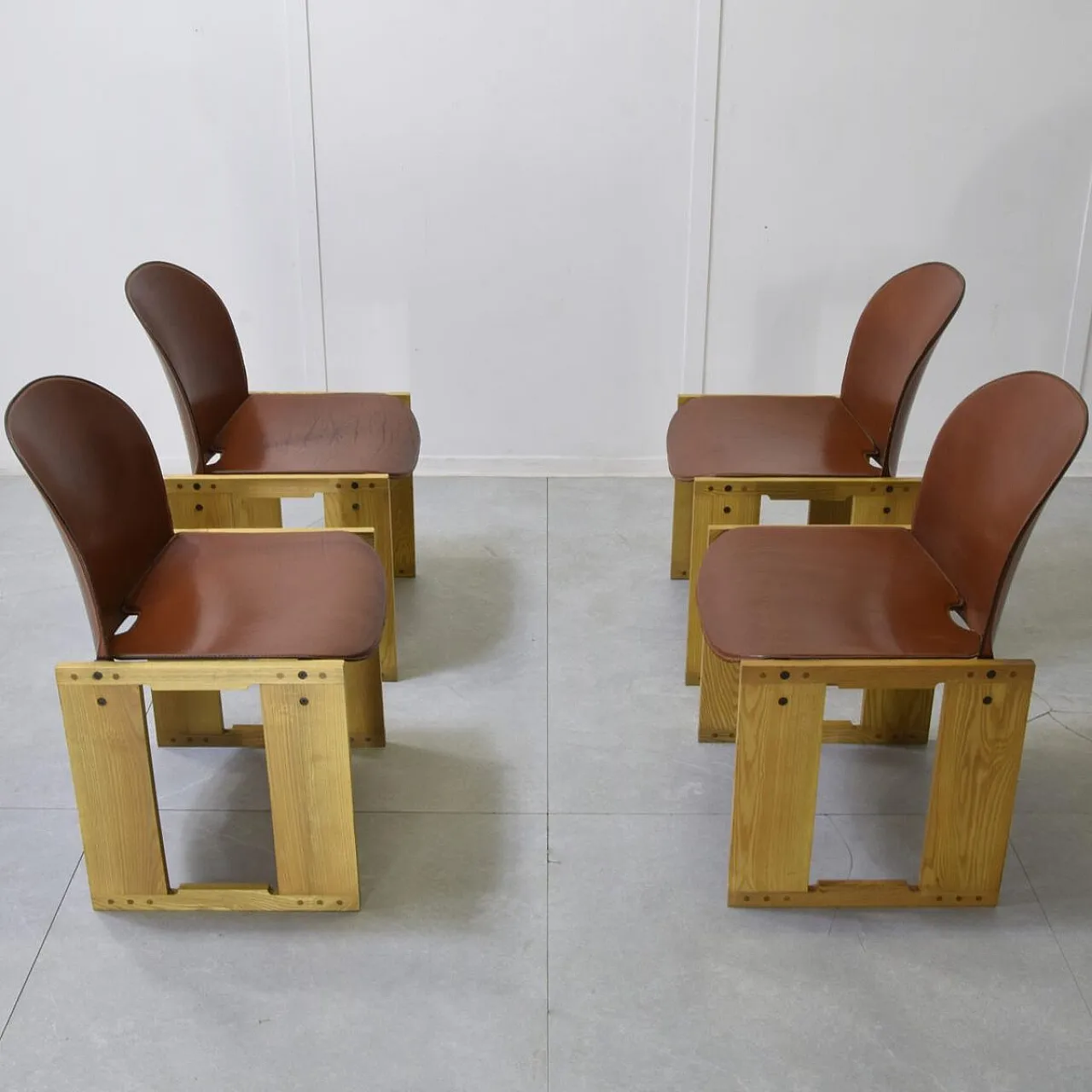 4 Dialogo Chairs by Afra & Tobia Scarpa for B&B/C&B Italia, 1970s 4