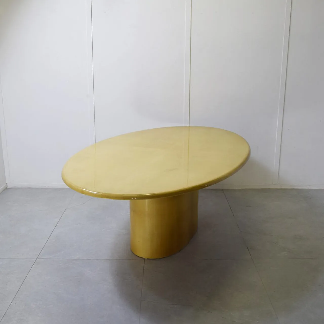 Table in laquered parchment from Aldo Tura, 1970s 4