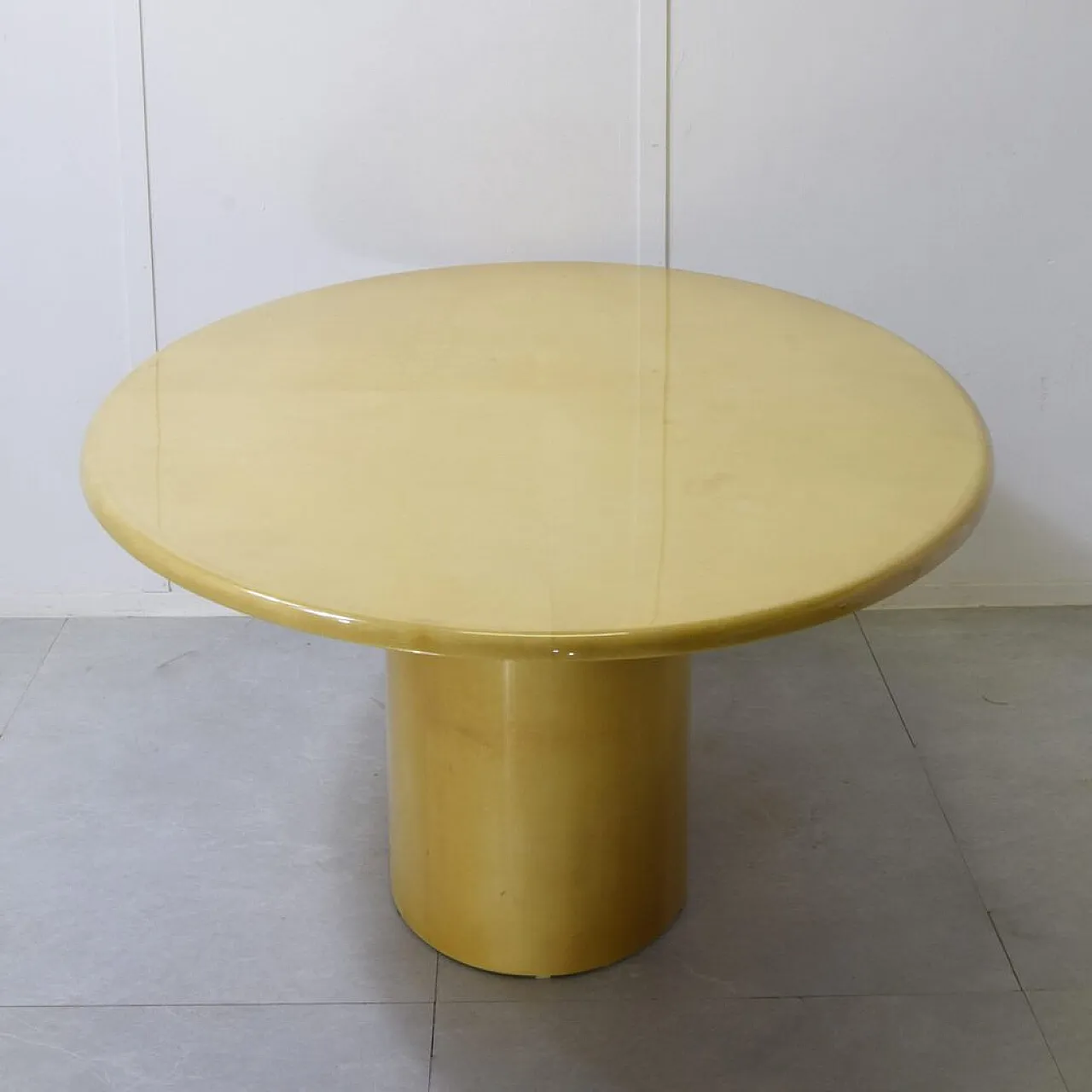 Table in laquered parchment from Aldo Tura, 1970s 5