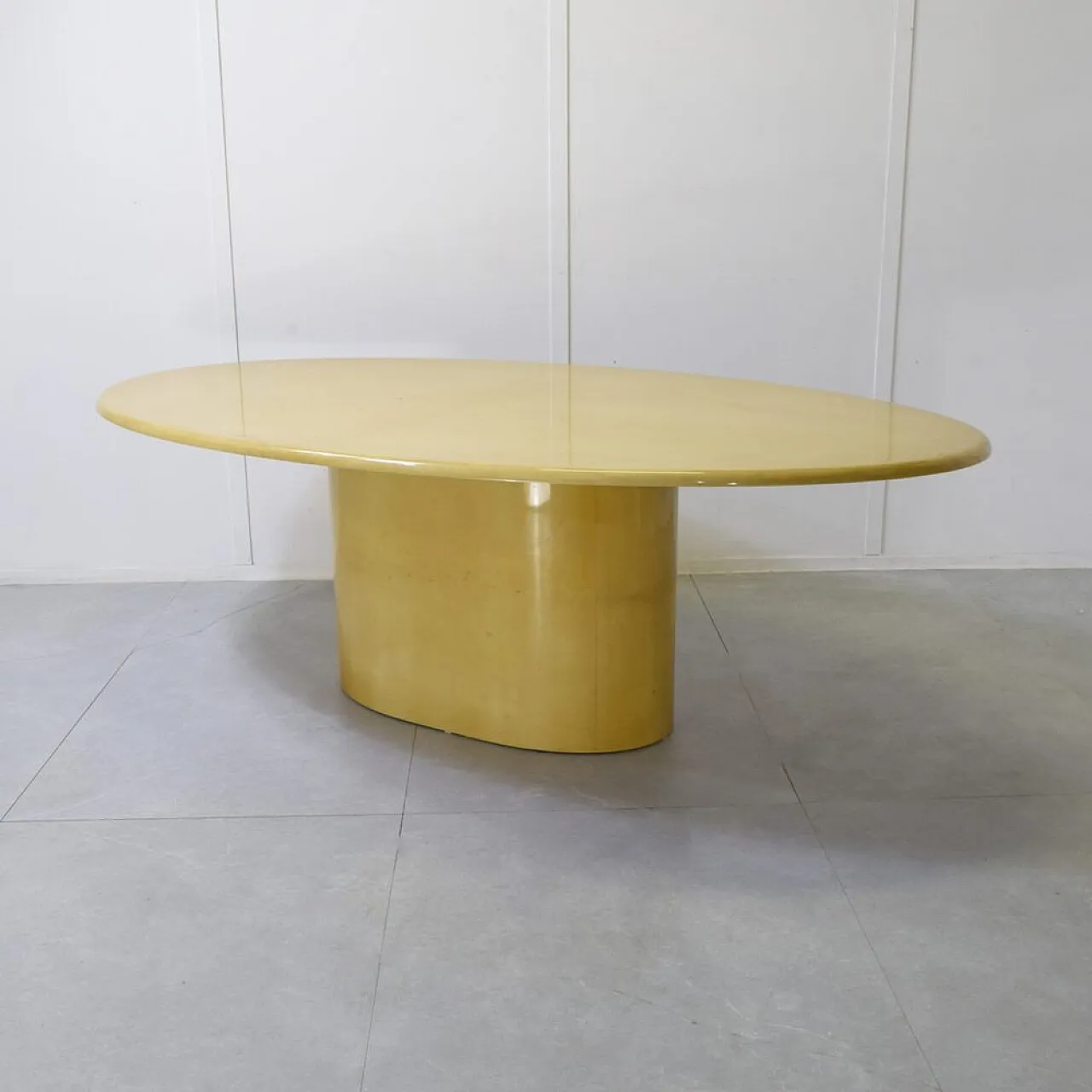 Table in laquered parchment from Aldo Tura, 1970s 7