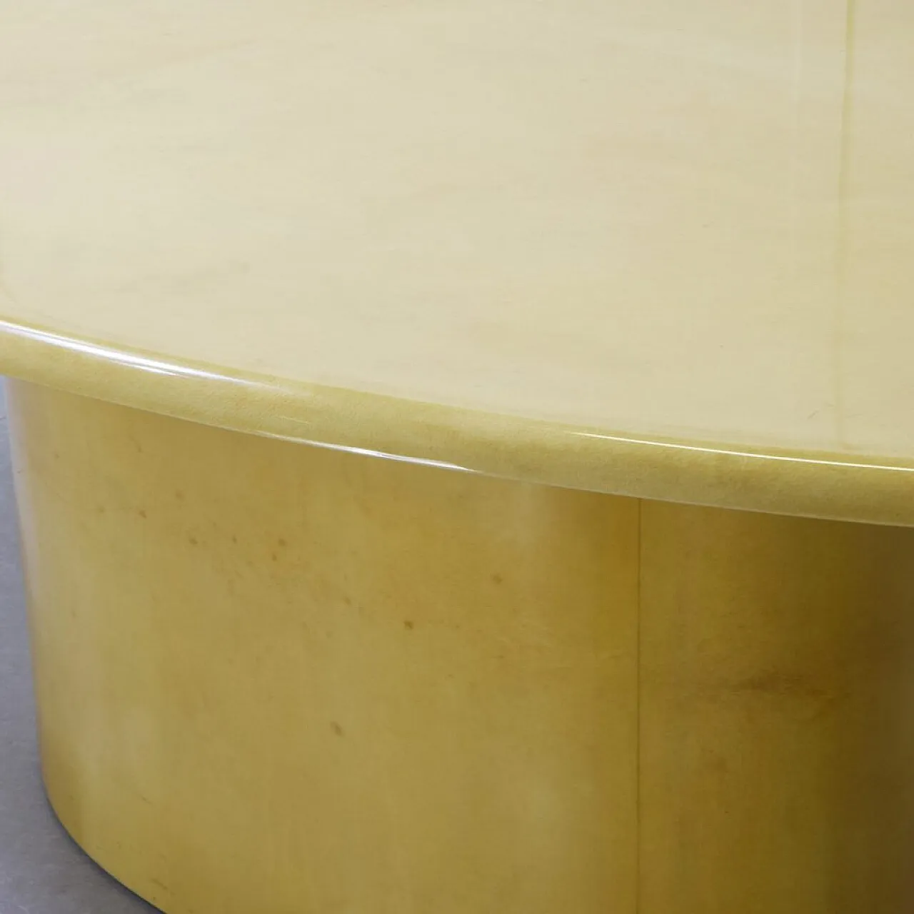 Table in laquered parchment from Aldo Tura, 1970s 8