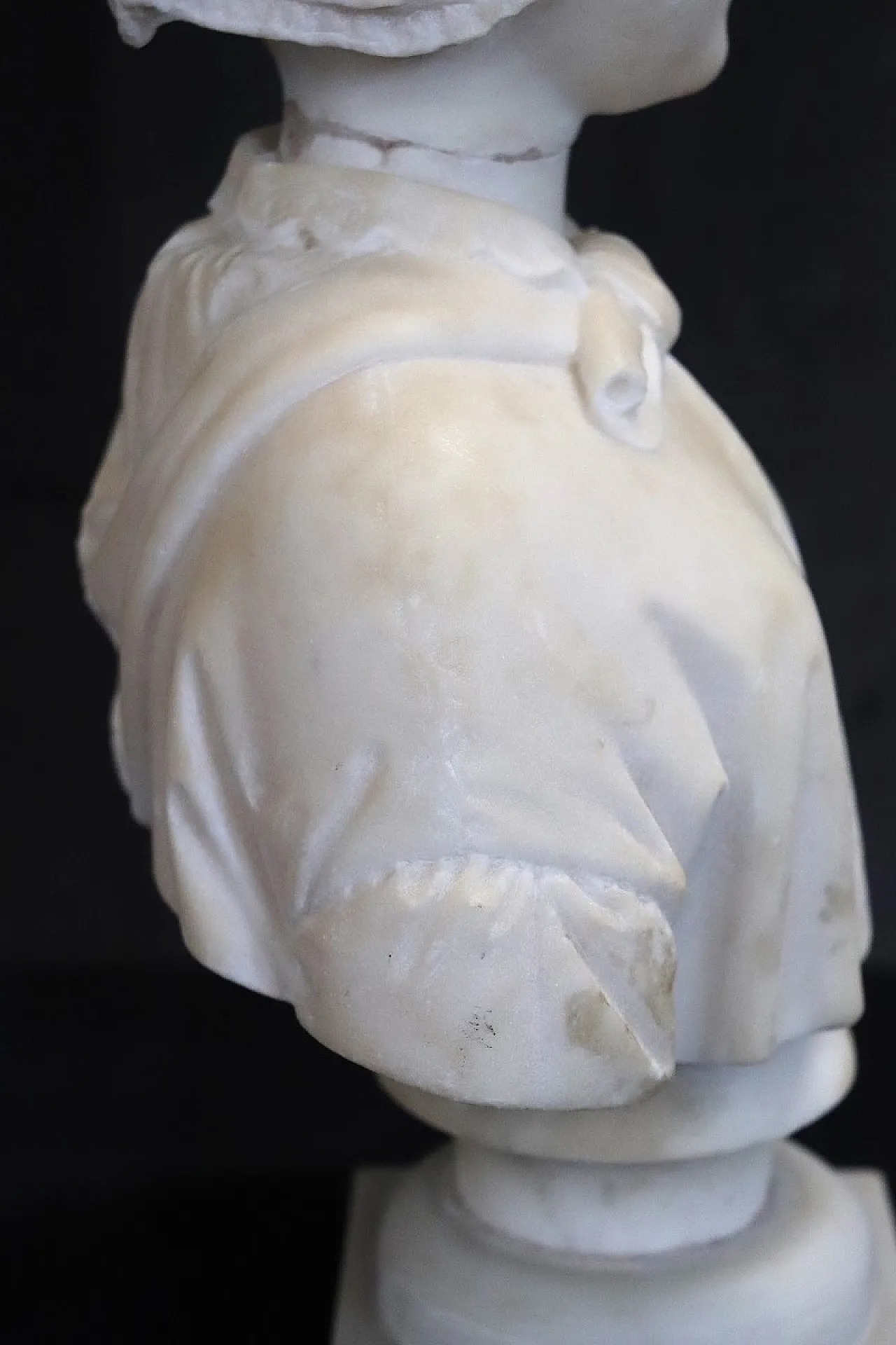 Busto di donna, scultura in marmo bianco, '800 20