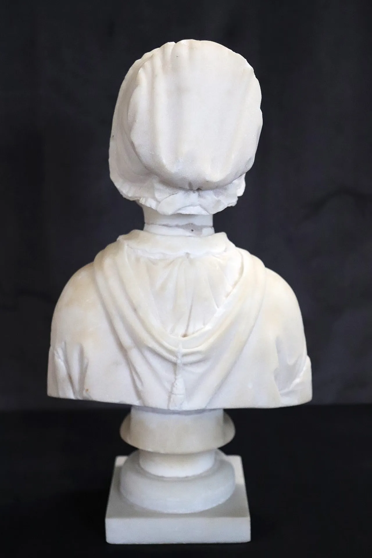 Busto di donna, scultura in marmo bianco, '800 22