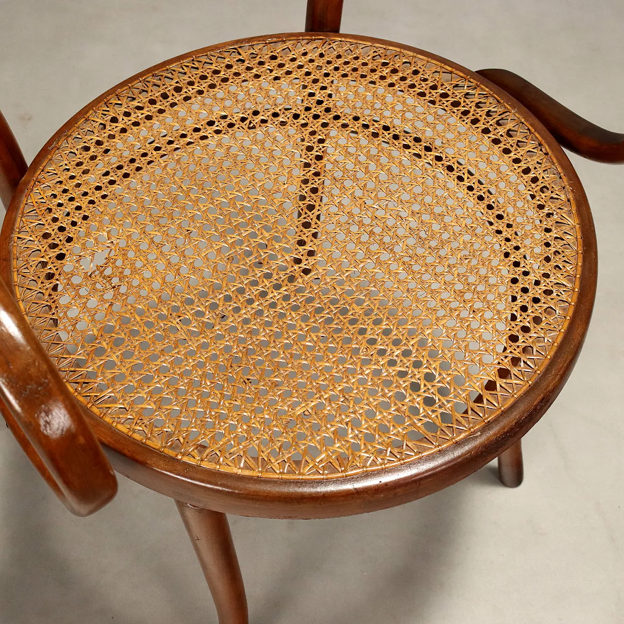 Poltrona Thonet in faggio con seduta in canna, fine '800 4