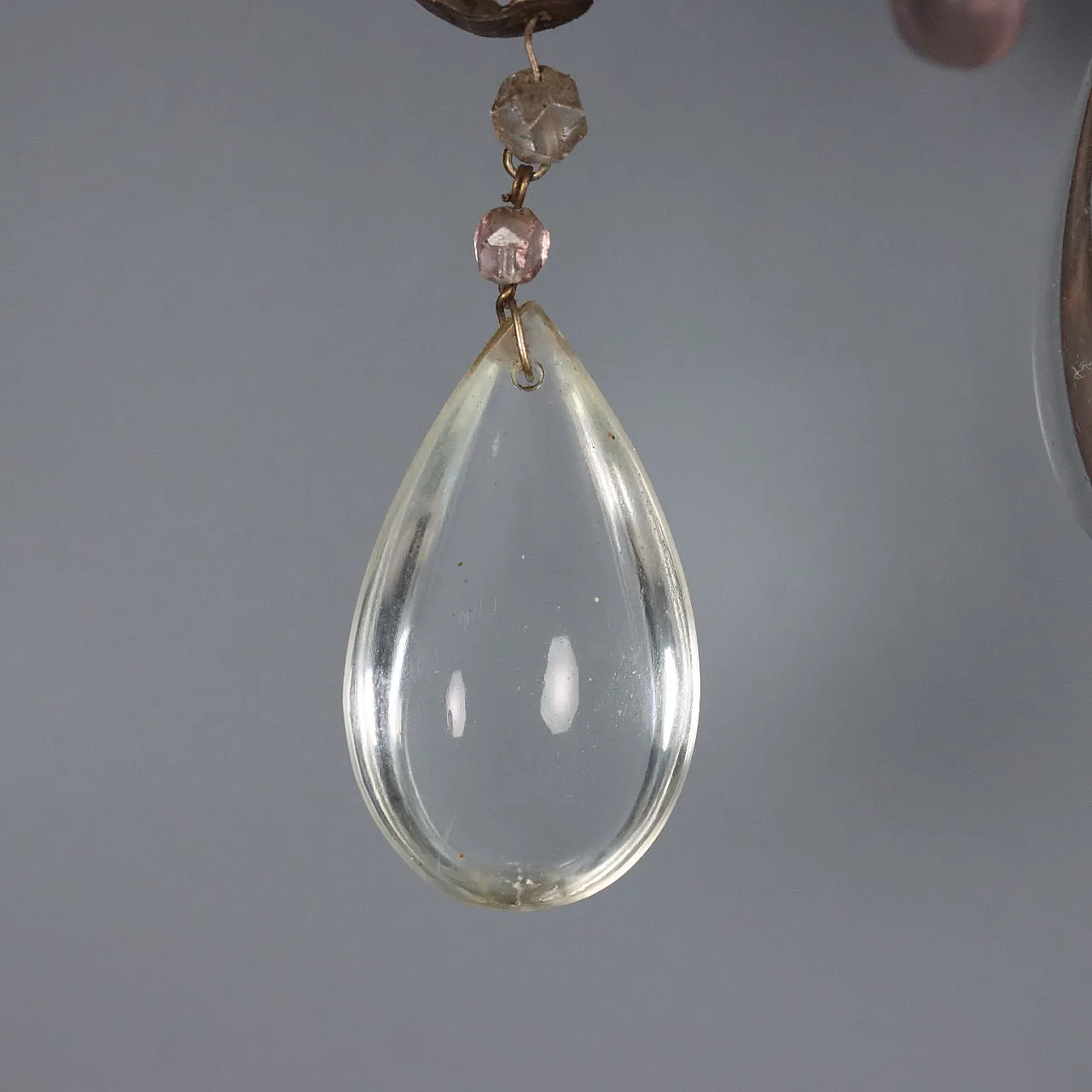 4 Gilded iron and sheet metal wall sconces, late 19th century 5