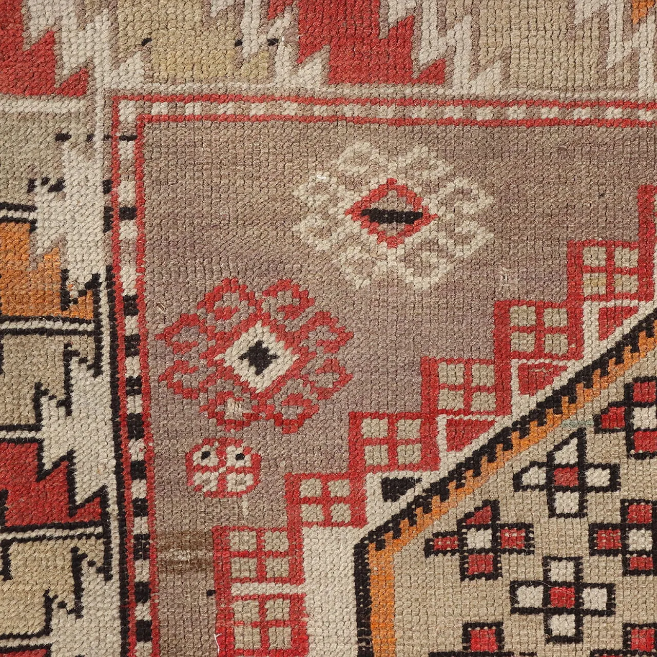 Shirvan wool rug with coarse knot, late 20th century 5