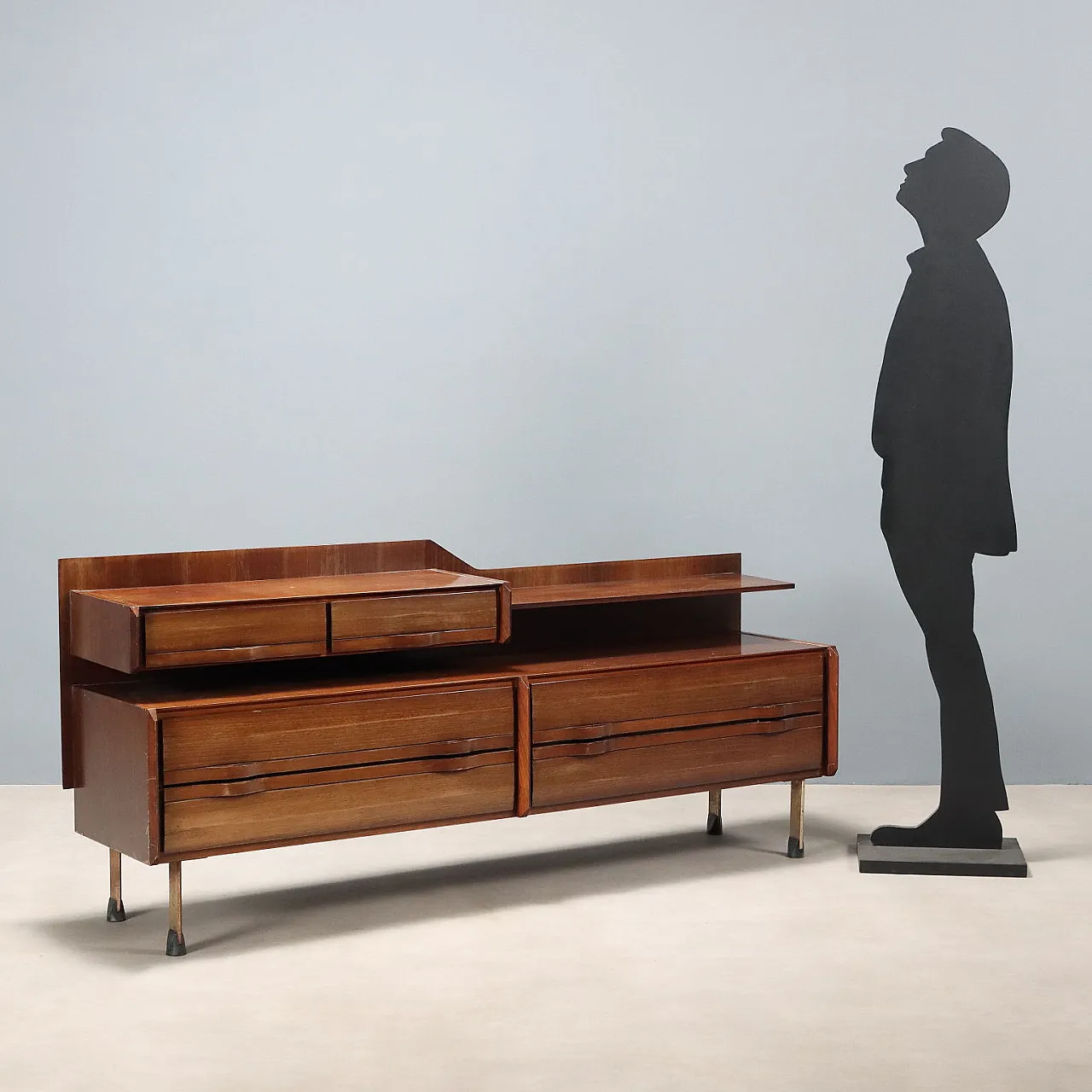 Mobile con cassetti e ripiano in legno esotico e metallo, '900 2