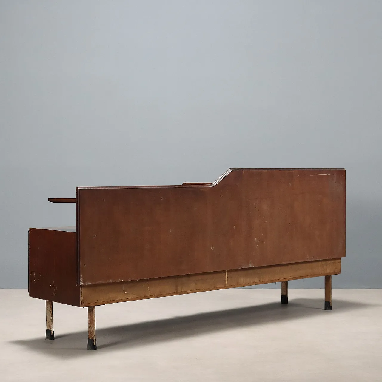 Mobile con cassetti e ripiano in legno esotico e metallo, '900 8