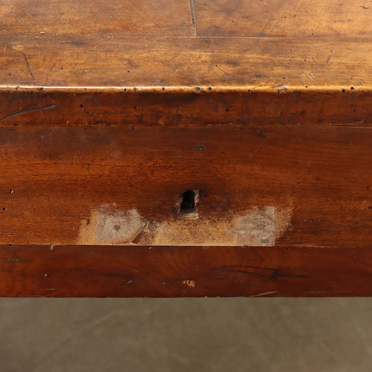 Table Umbertino in solid walnut extendable, 19th century 8