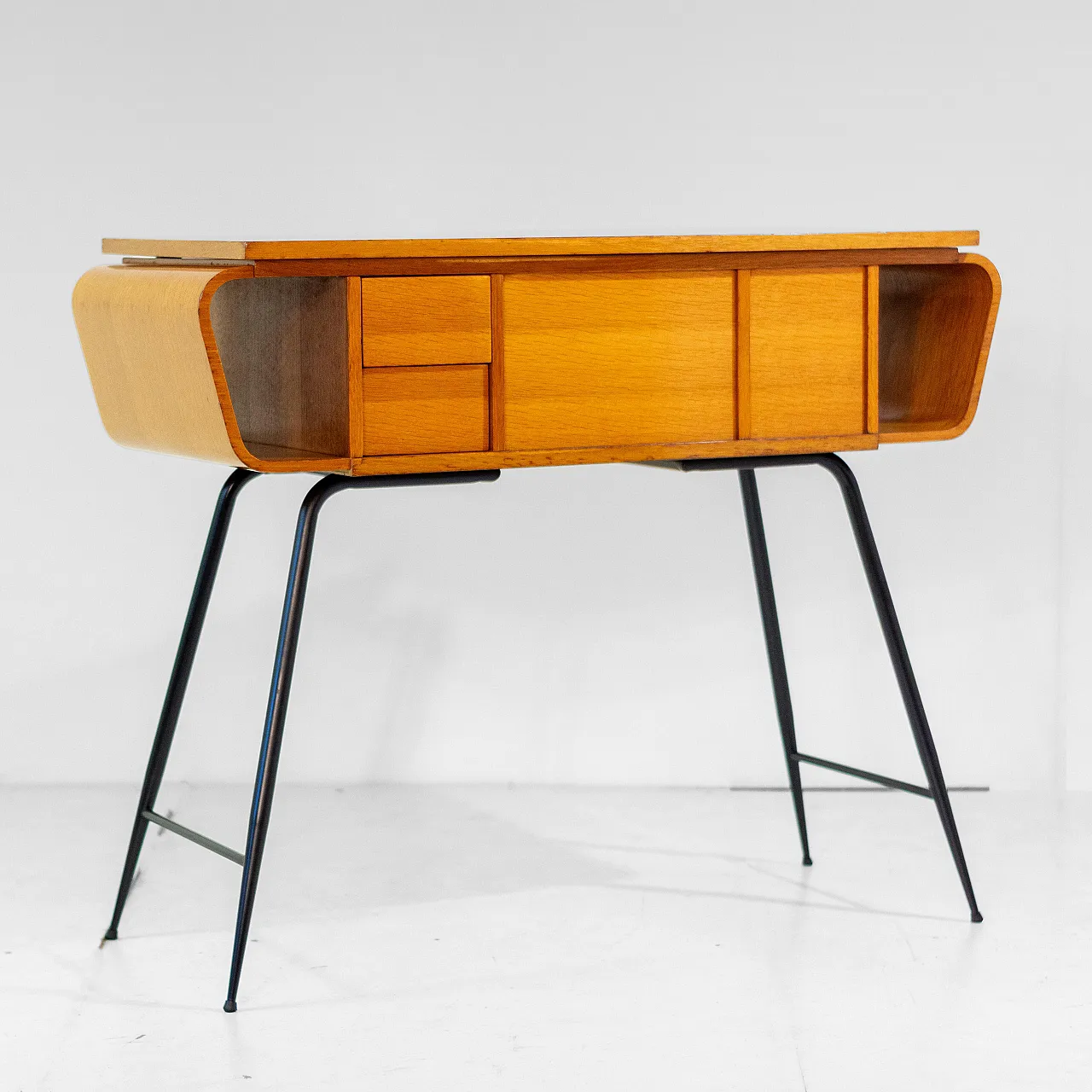 Singer console by Gio Ponti, 1960s 1