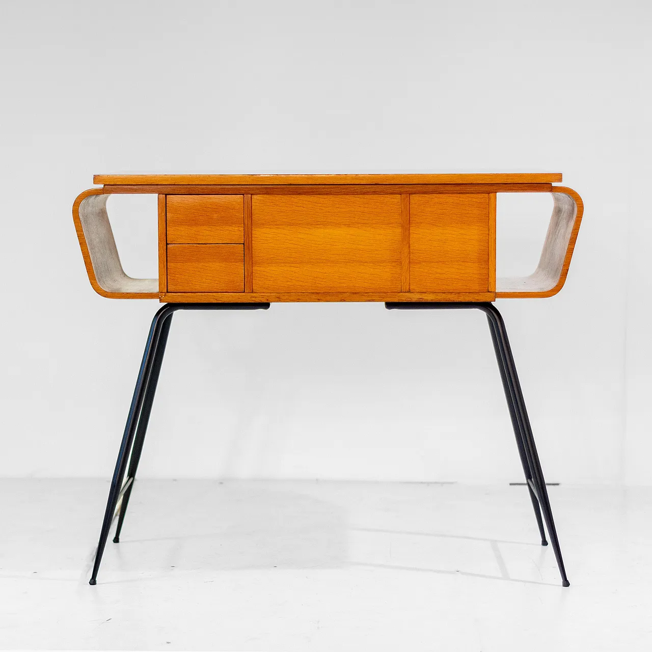 Singer console by Gio Ponti, 1960s 2