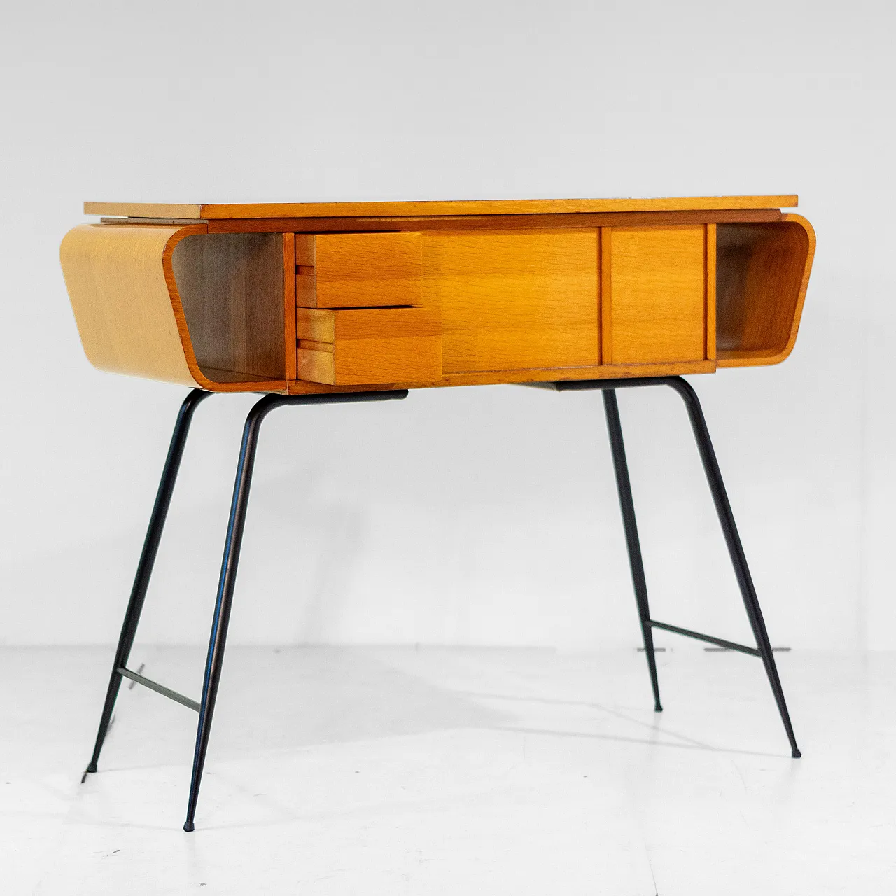 Singer console by Gio Ponti, 1960s 4