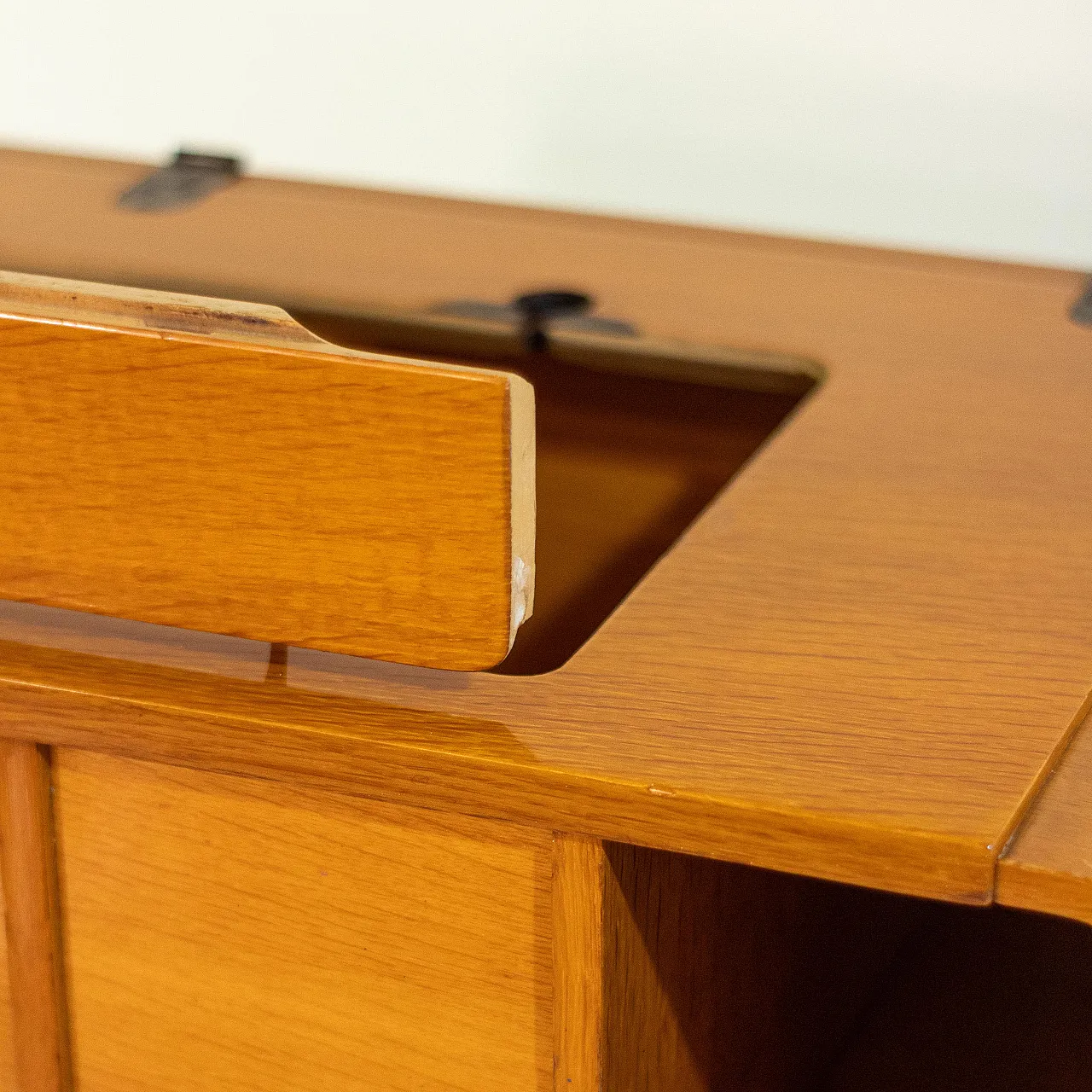 Singer console by Gio Ponti, 1960s 12