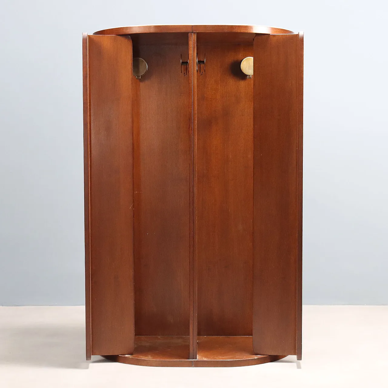 Appendiabiti in legno con piano in vetro bianco, '900 5