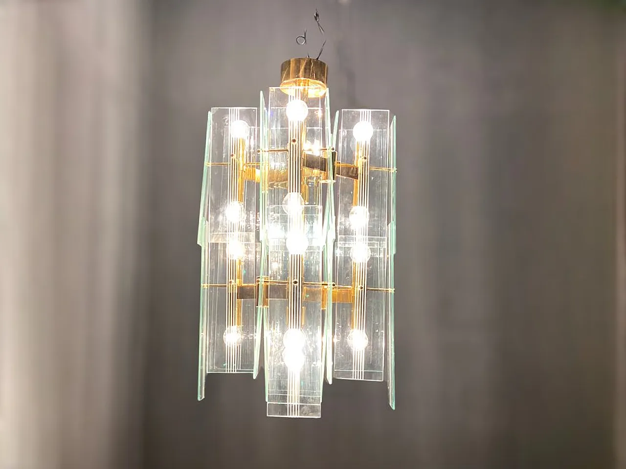 Mid-Century Architectural Chandelier by Sciolari 2