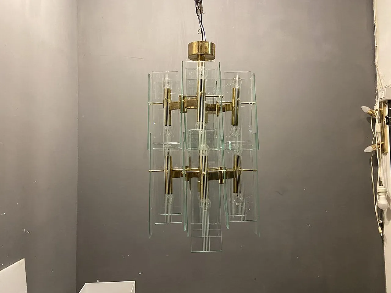 Mid-Century Architectural Chandelier by Sciolari 11