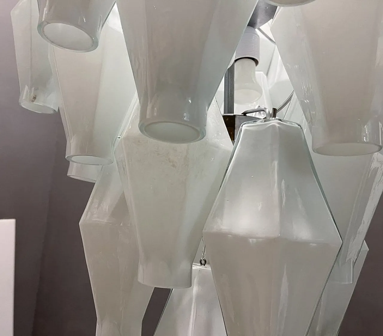 Lampadario in vetro di Murano bianco, anni '70 4