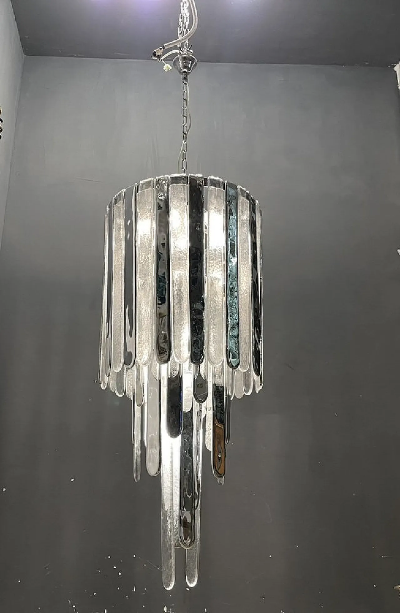 Large Mid-Century Murano glass chandelier, 1970s 11