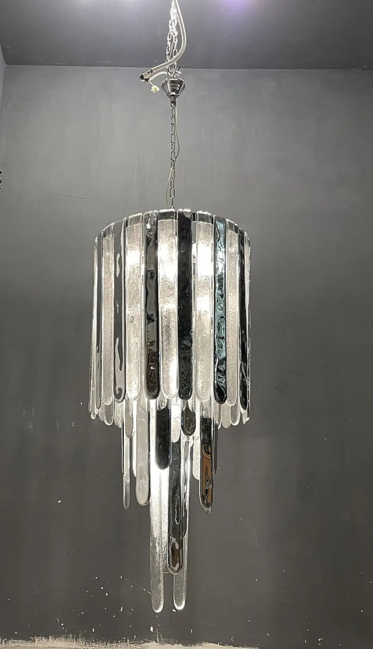 Large Mid-Century Murano glass chandelier, 1970s 15