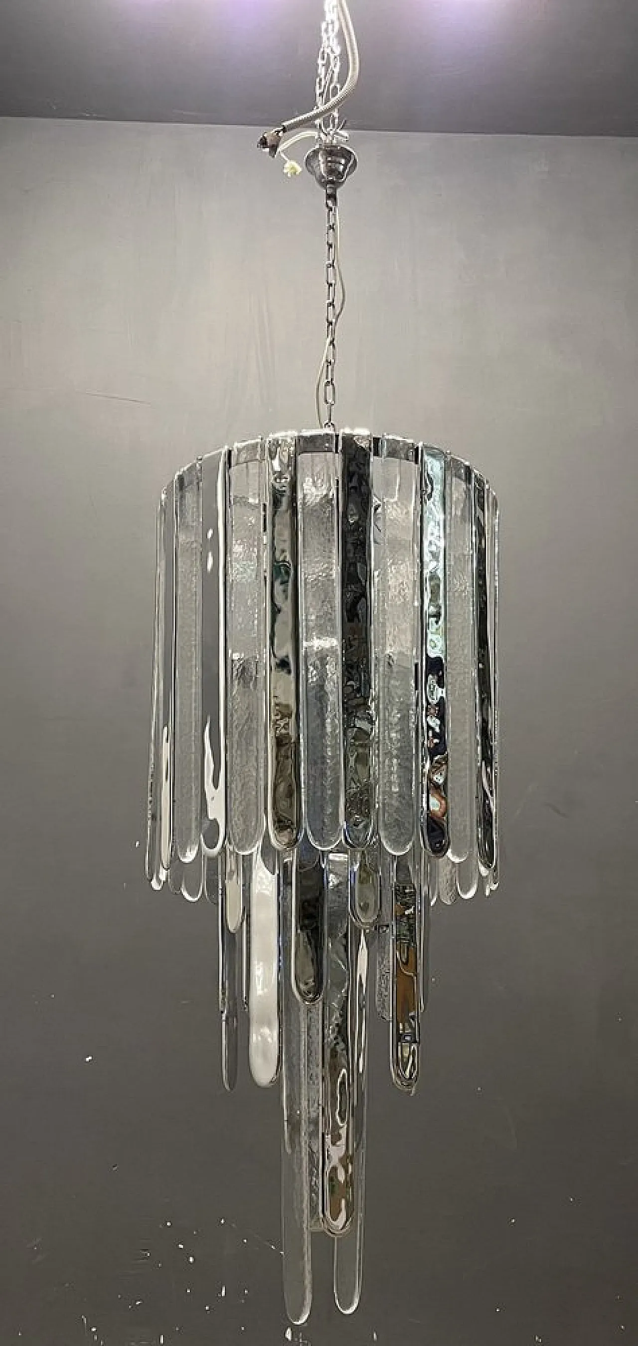 Large Mid-Century Murano glass chandelier, 1970s 16