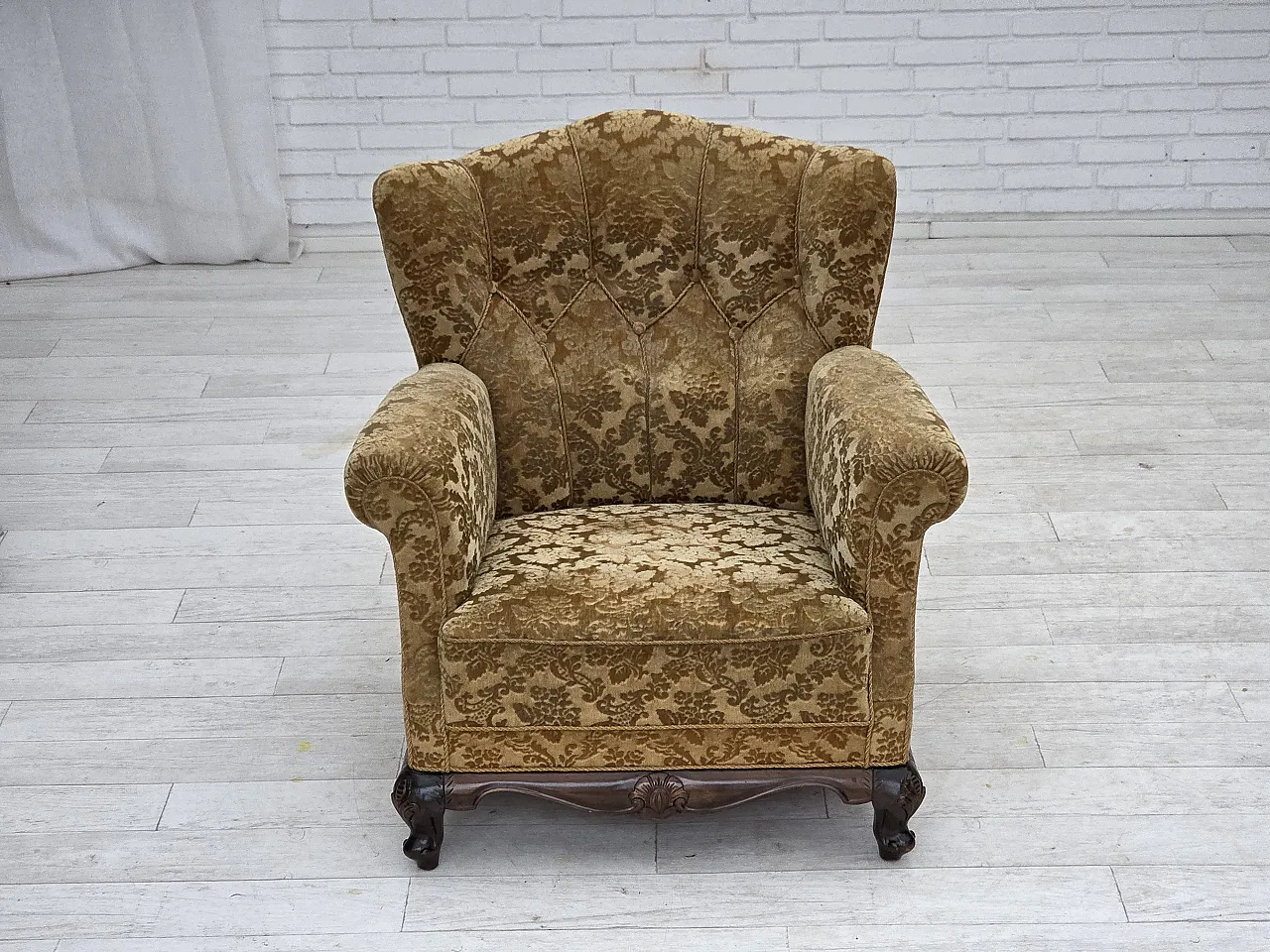 Furniture velvet and carved oak armchair, 1950s 2