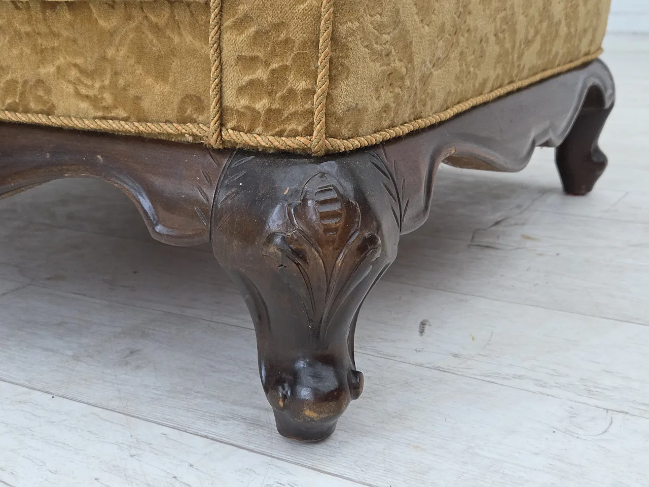 Furniture velvet and carved oak armchair, 1950s 4