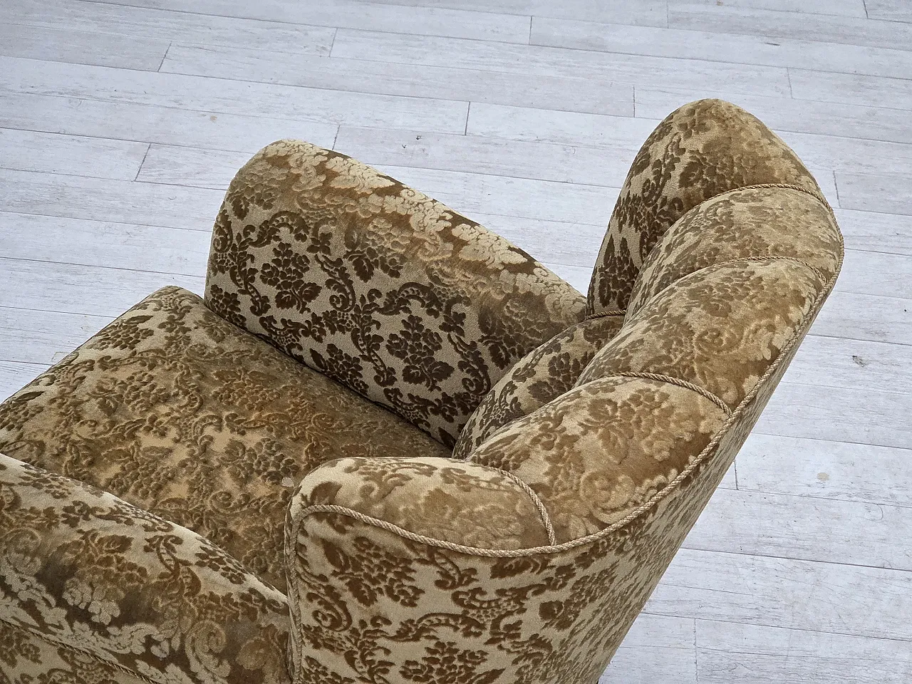 Furniture velvet and carved oak armchair, 1950s 13