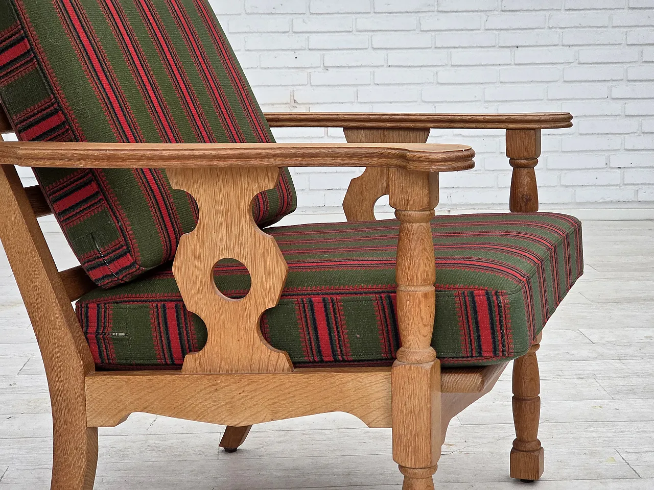 Danish armchair, green wool, solid oak wood, 1970s 5