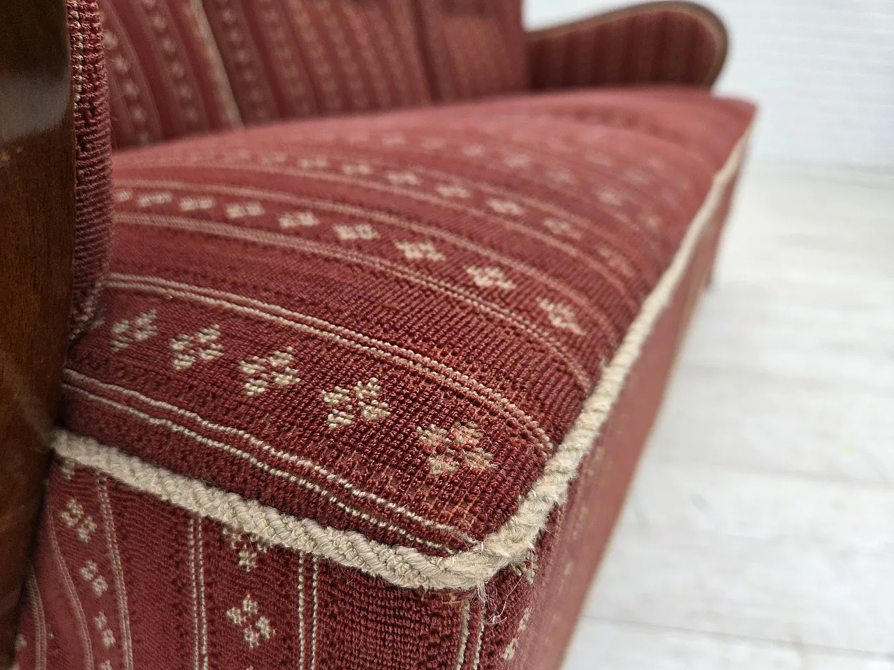 Danish 3-seater sofa in red furniture wool and beech wood, 1960s 9