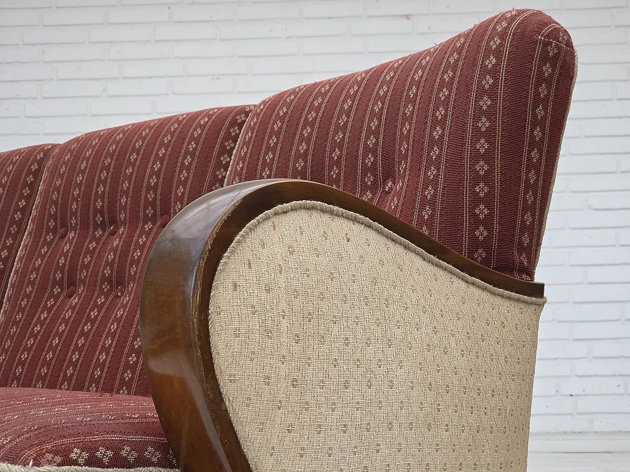 Danish 3-seater sofa in red furniture wool and beech wood, 1960s 19