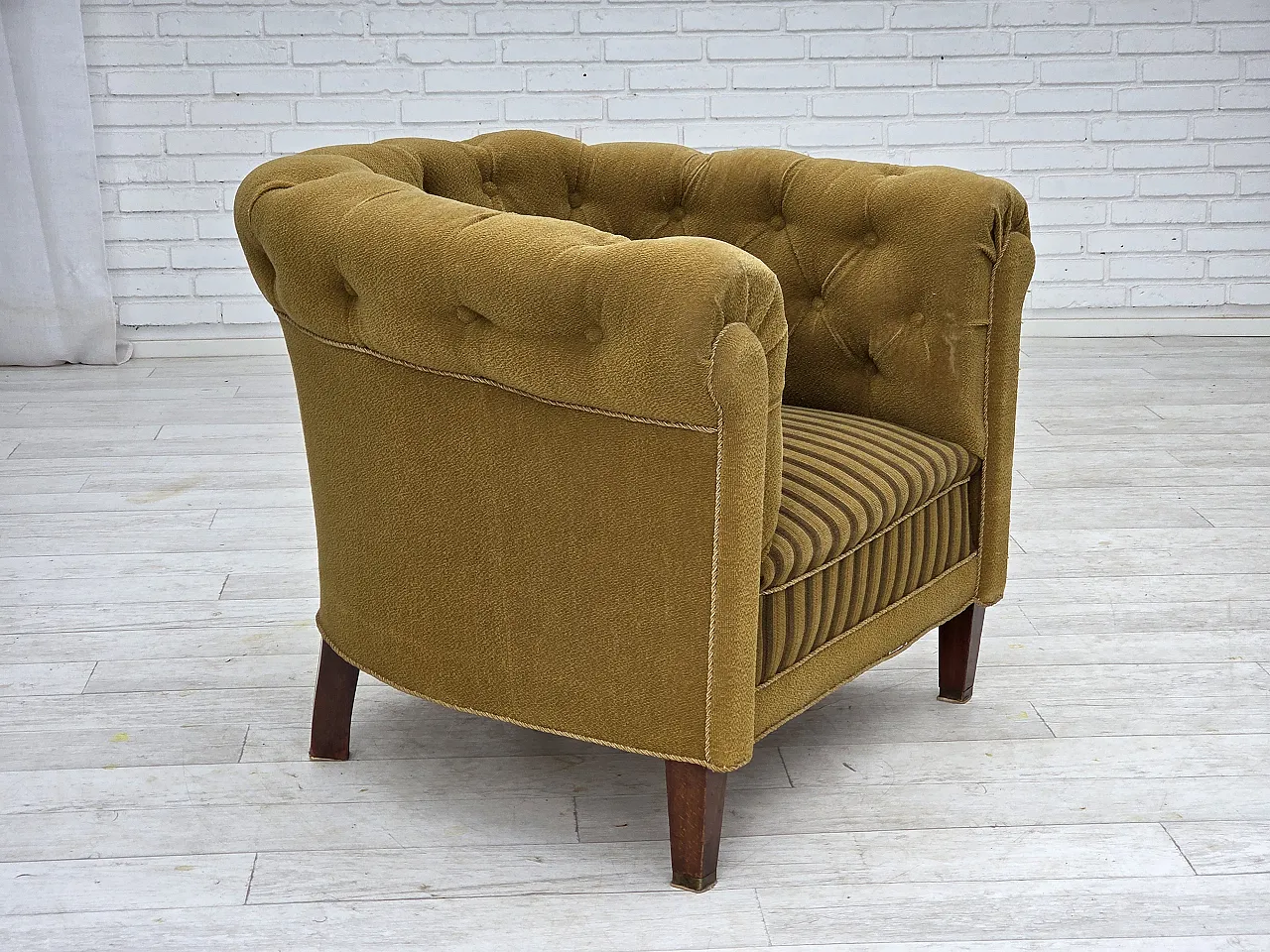 Danish relaxation armchair in green wool and ash wood, 1950s 6