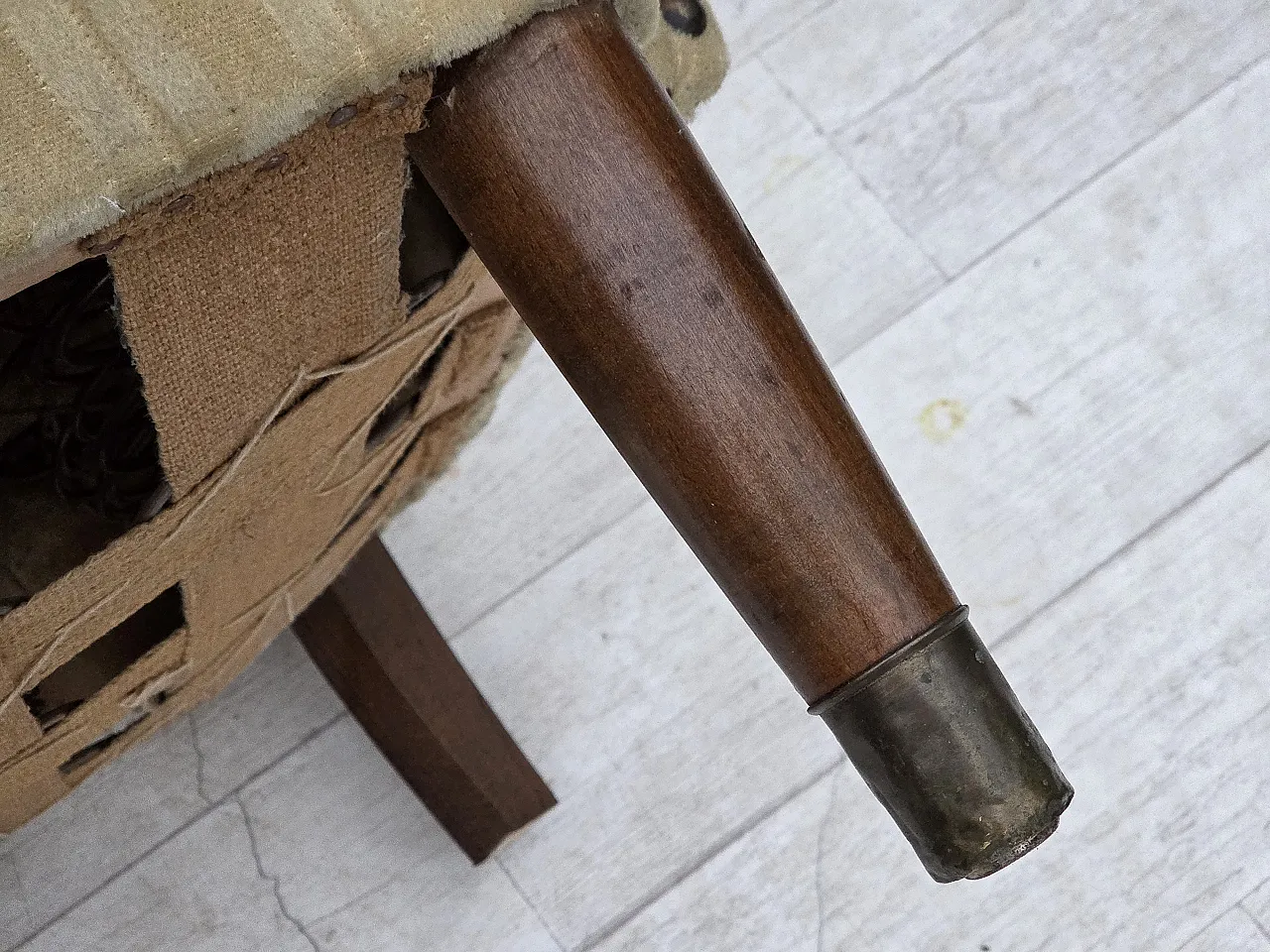 Danish armchair in light green velvet and beech wood, 1960s 19