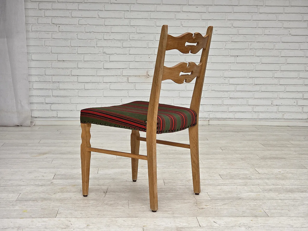 Pair of wool and solid oak chairs, 1970s 8