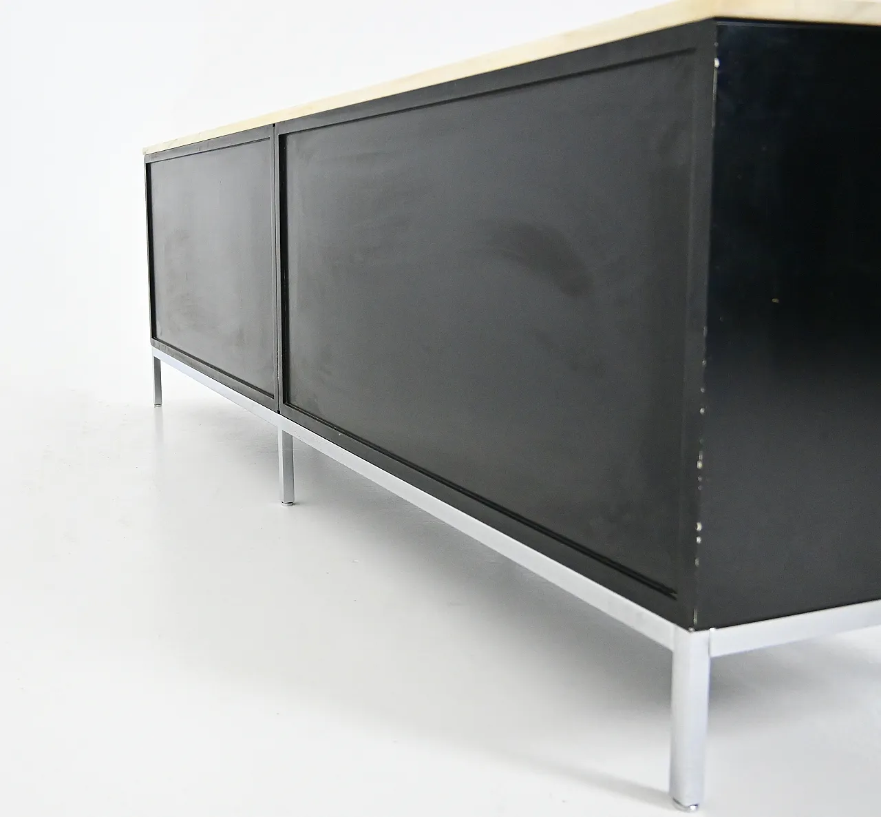 Credenza Credenza di Florence Knoll Bassett per Knoll Inc, anni '60 8