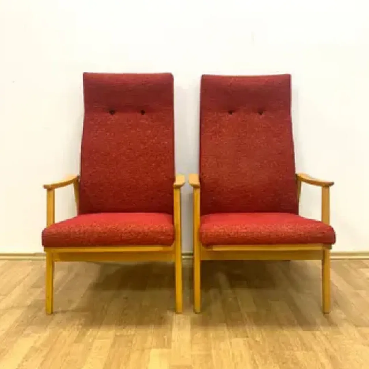 Coppia di poltrone di TON, anni '60 5