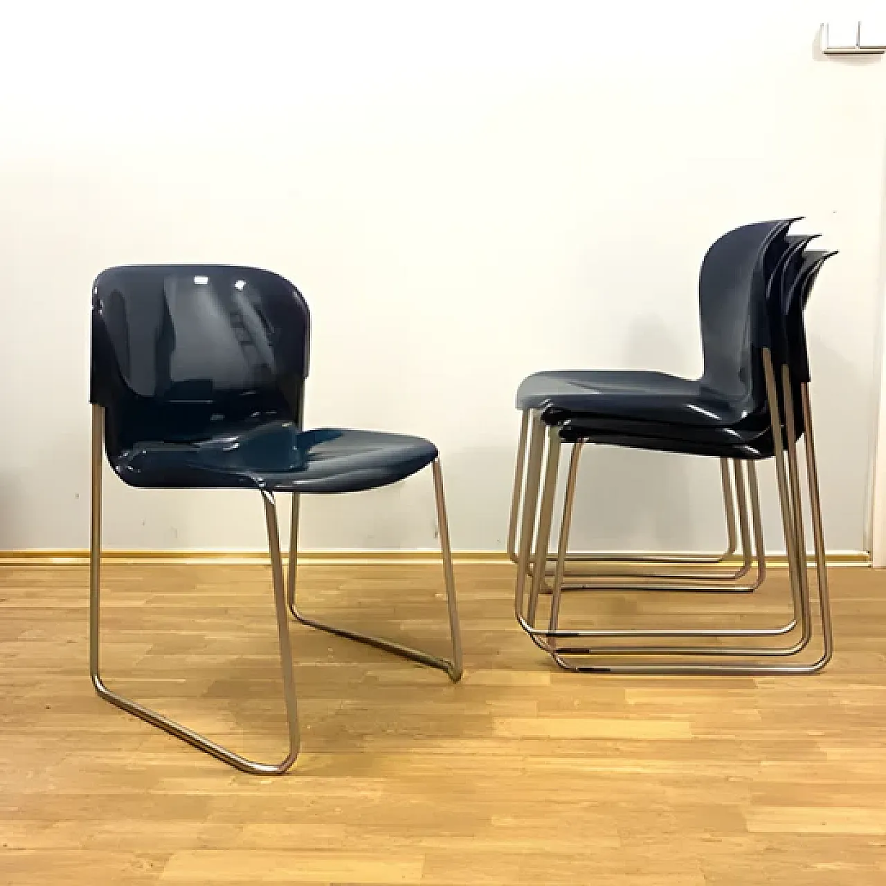 Coppia di sedie Drabert SM400K, anni '80 3