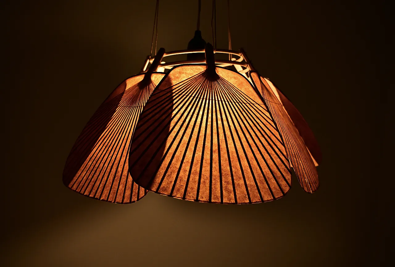 Lampada a sospensione Uchiwa "Shichi" di Ingo Maurer per Design M, anni '70 5