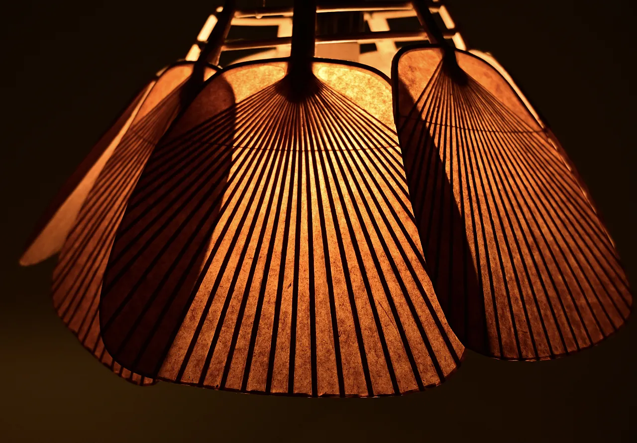 Lampada a sospensione Uchiwa "Shichi" di Ingo Maurer per Design M, anni '70 9