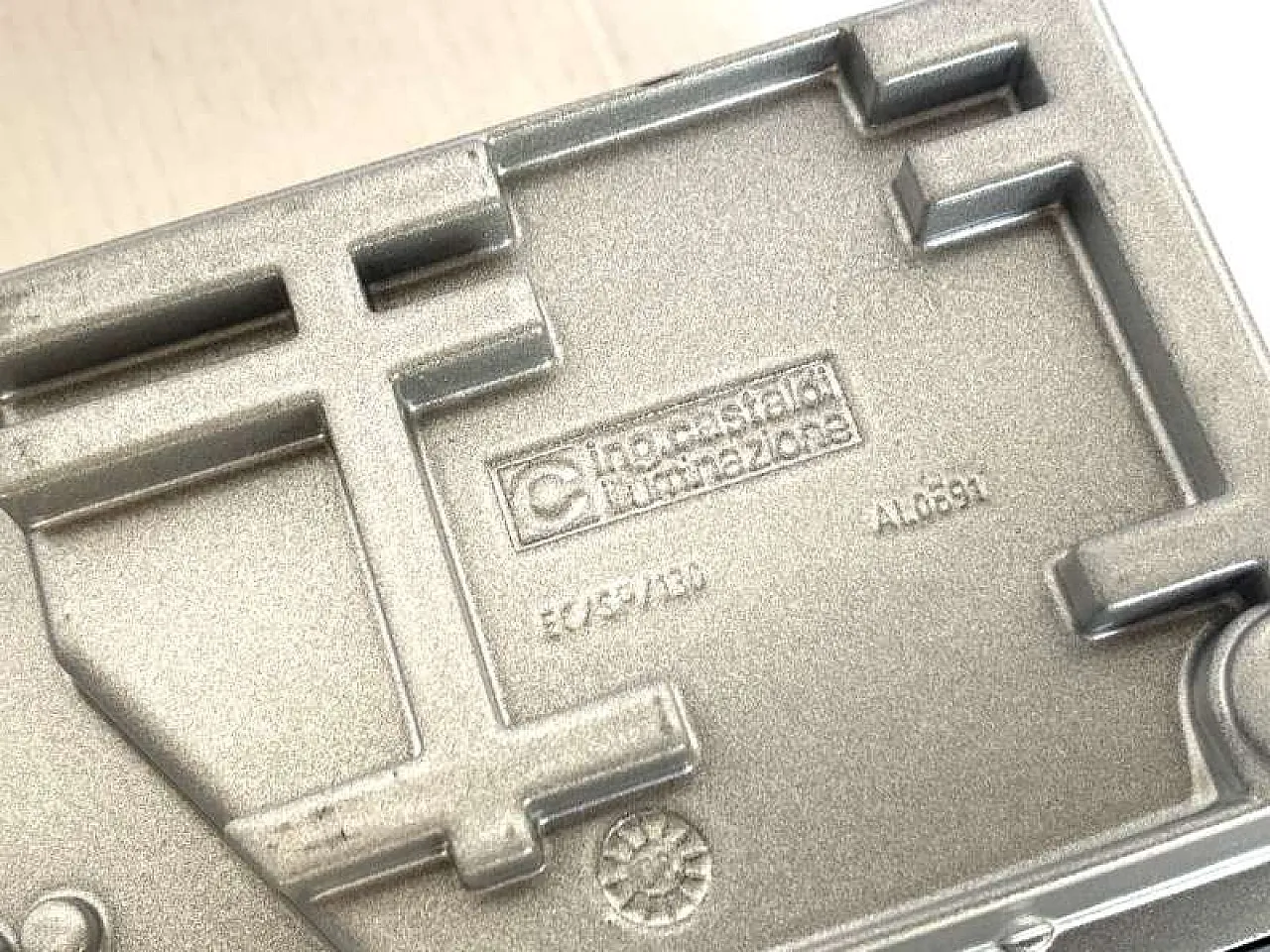 Applique Miniduplo in alluminio ING. CASTALDI, anni '80 5