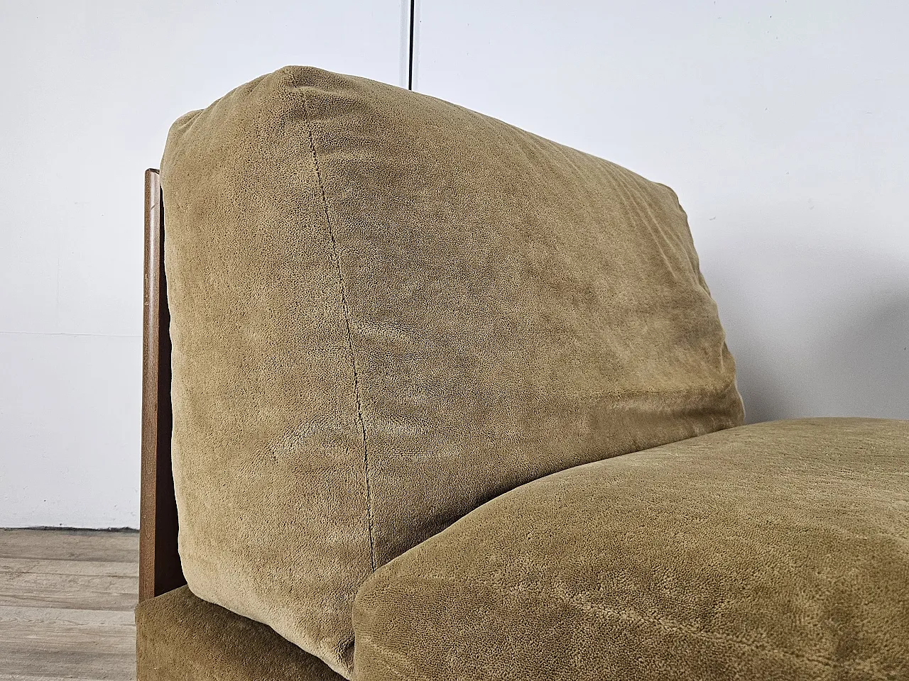 3 poltrone lounge in stoffa, anni '70 6