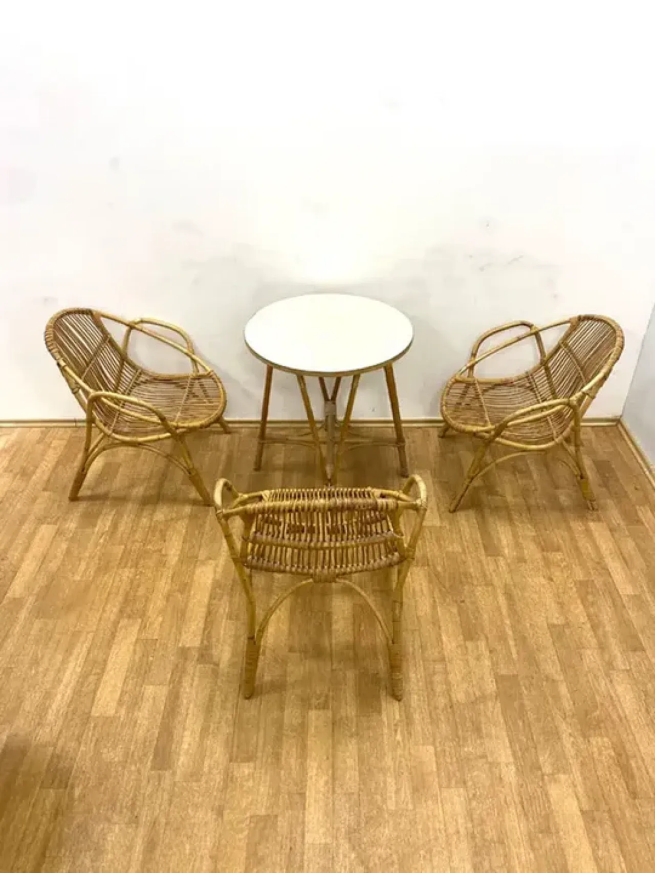 3 Retro armchairs with table, Alan Fuchs, 1960s 5