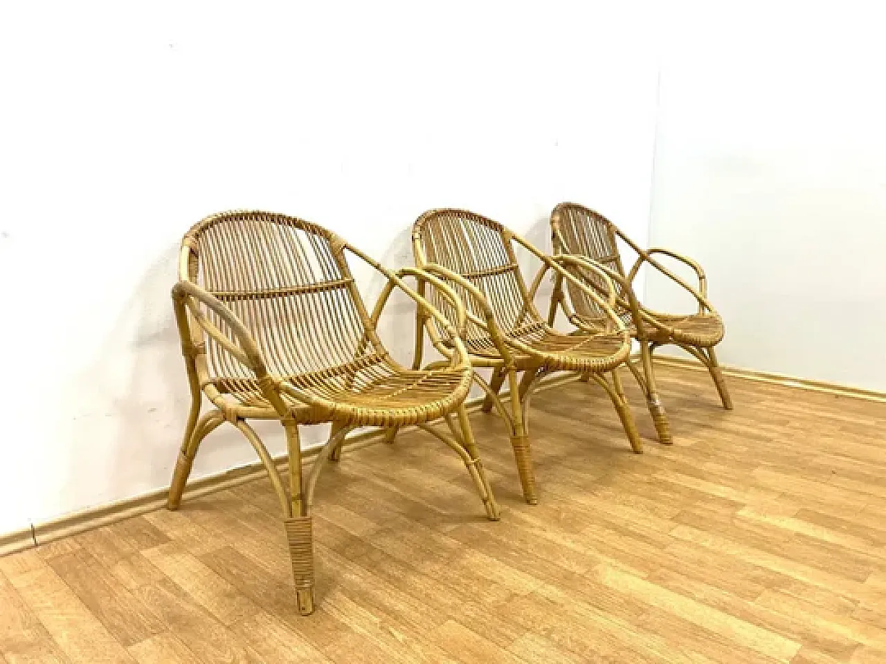 3 Retro armchairs with table, Alan Fuchs, 1960s 7