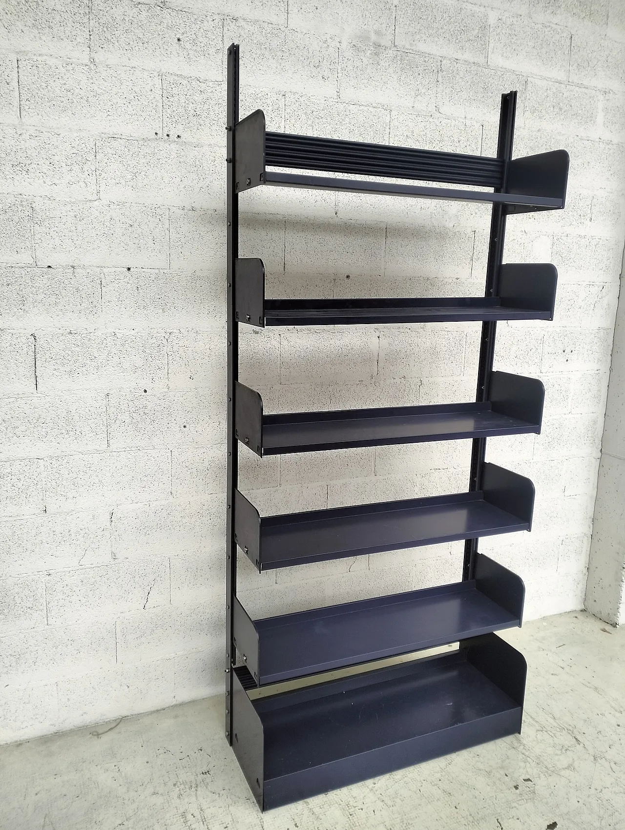 Congresso blue metal bookcases by Lips Vago, 70s 11