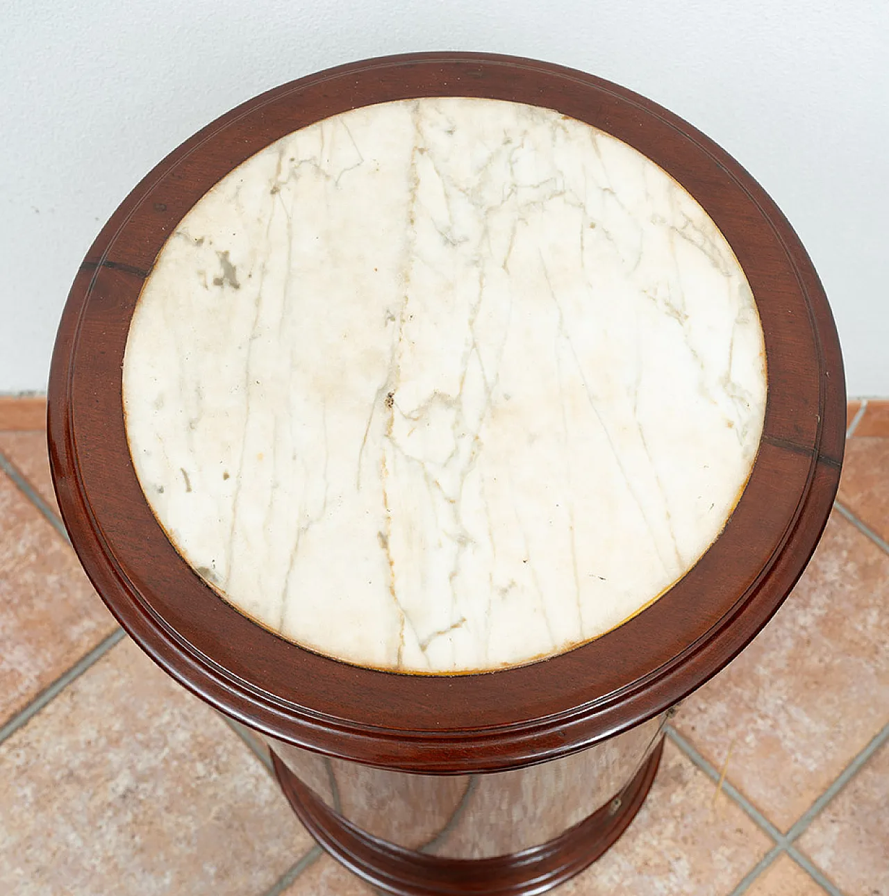 Comodino Impero in piuma di mogano con piano in marmo, '800 3