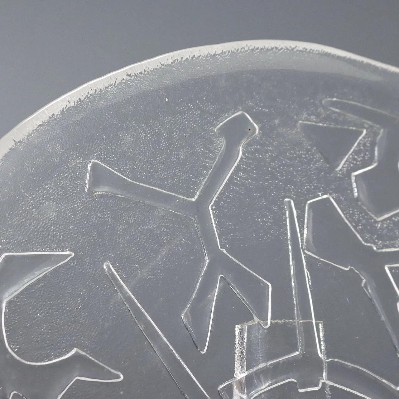 Piatto in vetro artistico a tema pittura rupestre, '900 3