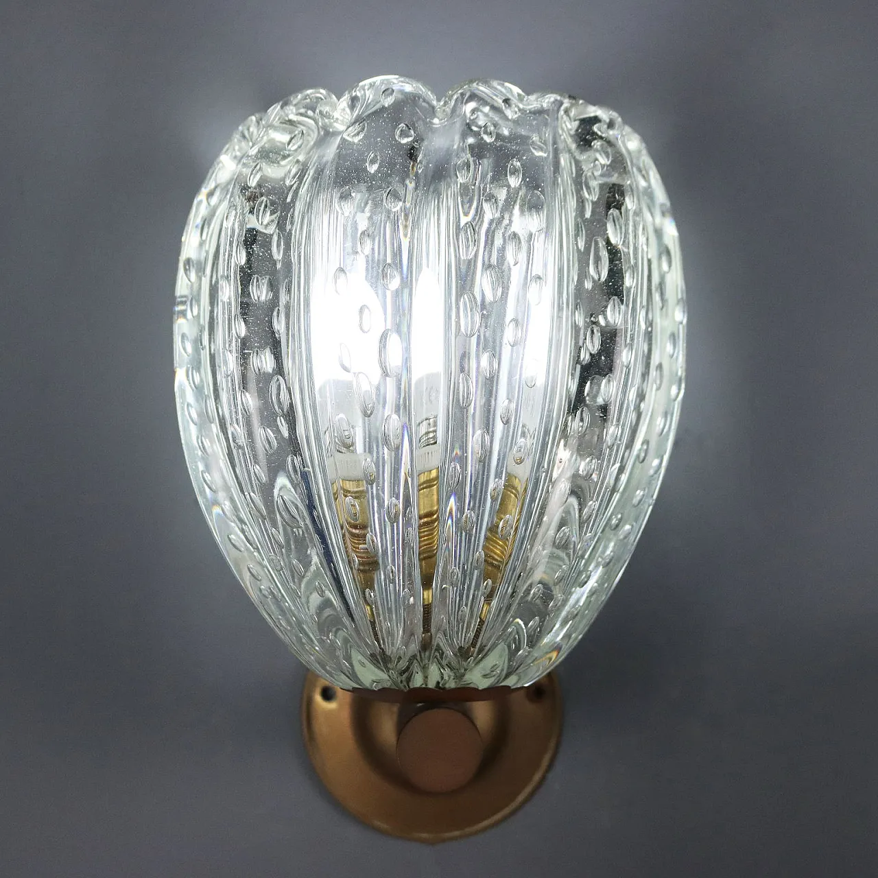 Coppia di lampade da parete in ottone e vetro di Murano, '900 3