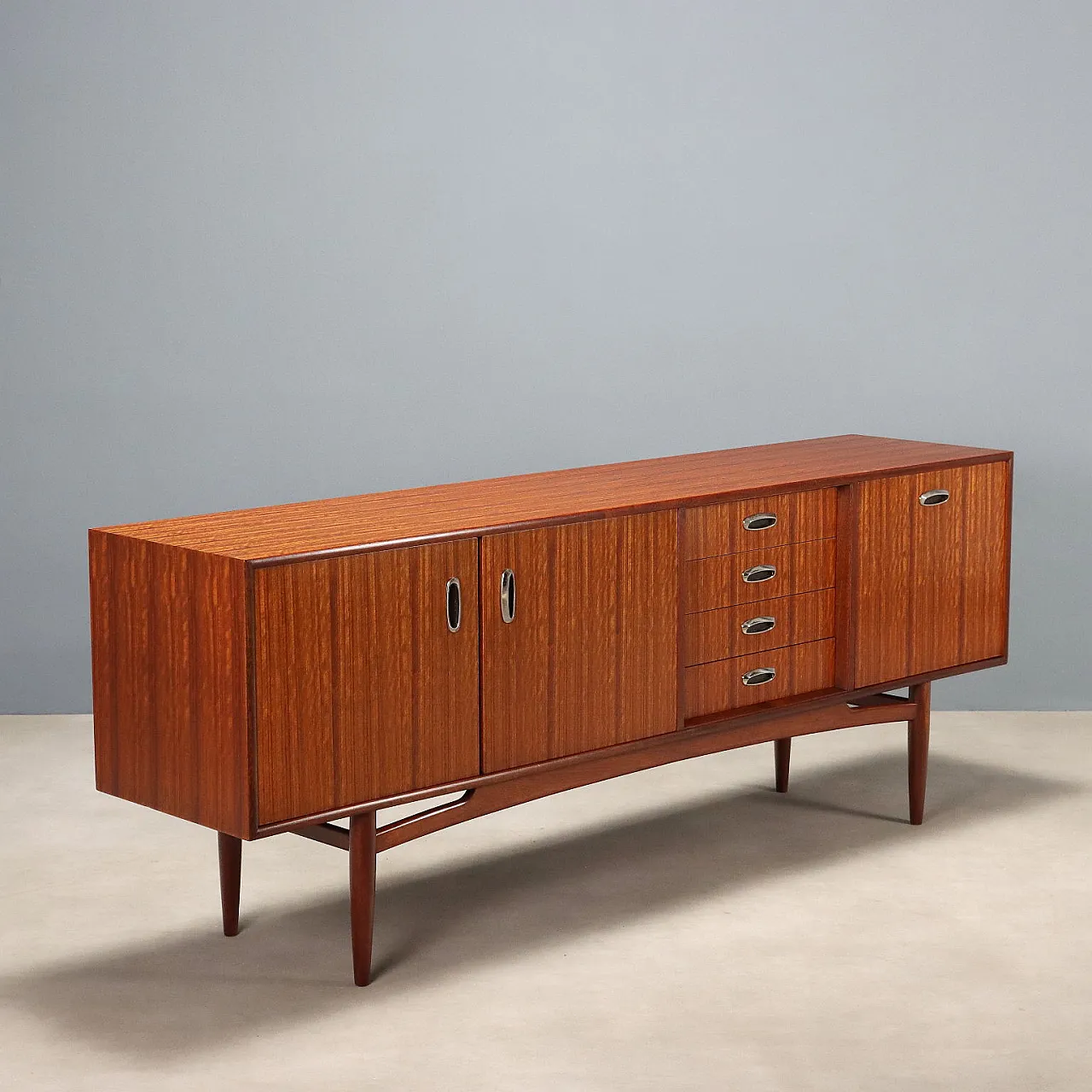 Credenza impiallacciata in teak e inserti in metallo, '900 1